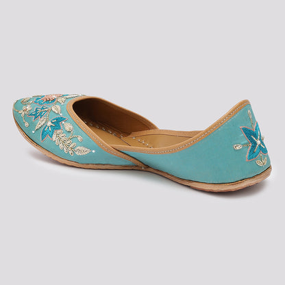 Mehr Teal Zari Jutti
