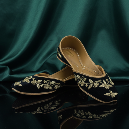 Kali Zari Velvet Gold Jutti