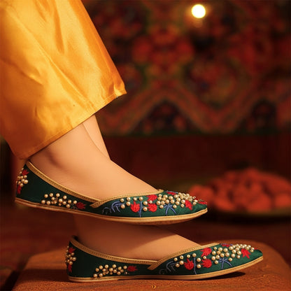 Pearl Ember Garden Jutti