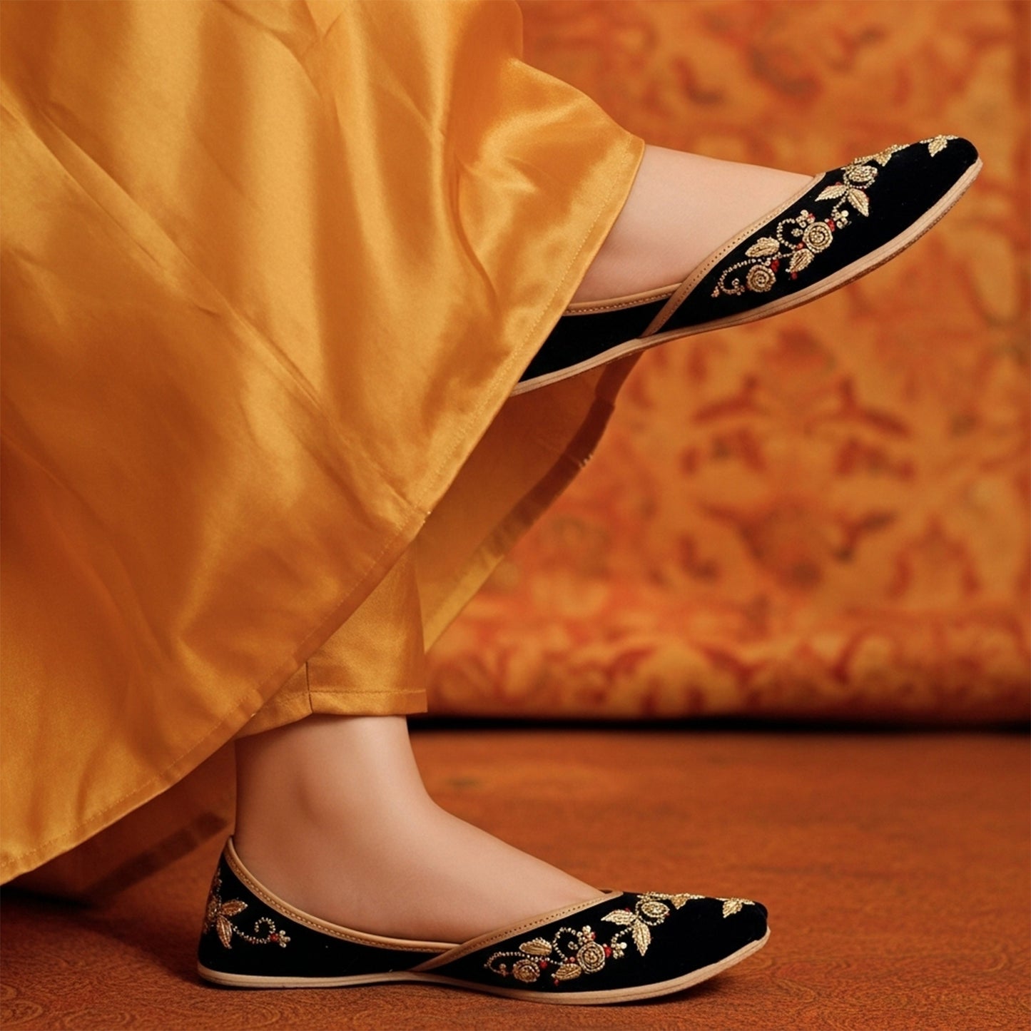 Kali Zari Velvet Gold Jutti