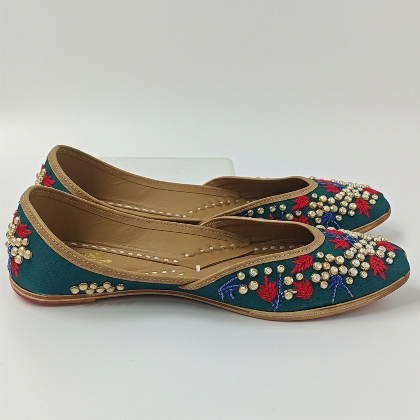 Pearl Ember Garden Jutti