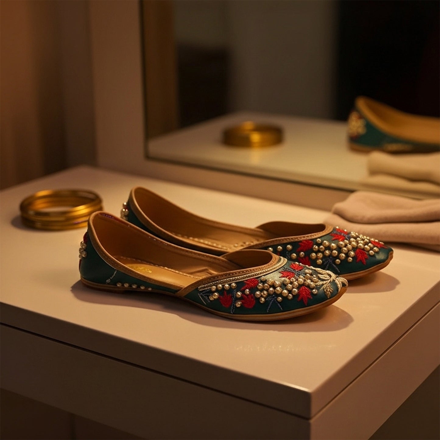 Pearl Ember Garden Jutti